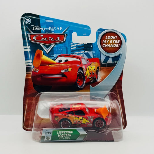 Disney Pixar Cars - McQUEEN WITH CONE LENTICULAR My Eyes Change - 1:55 Diecast