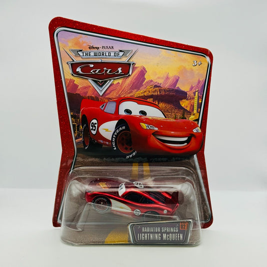 Disney Pixar Cars - RADIATOR SPRINGS McQUEEN World Of Cars 2008 - 1:55 Diecast