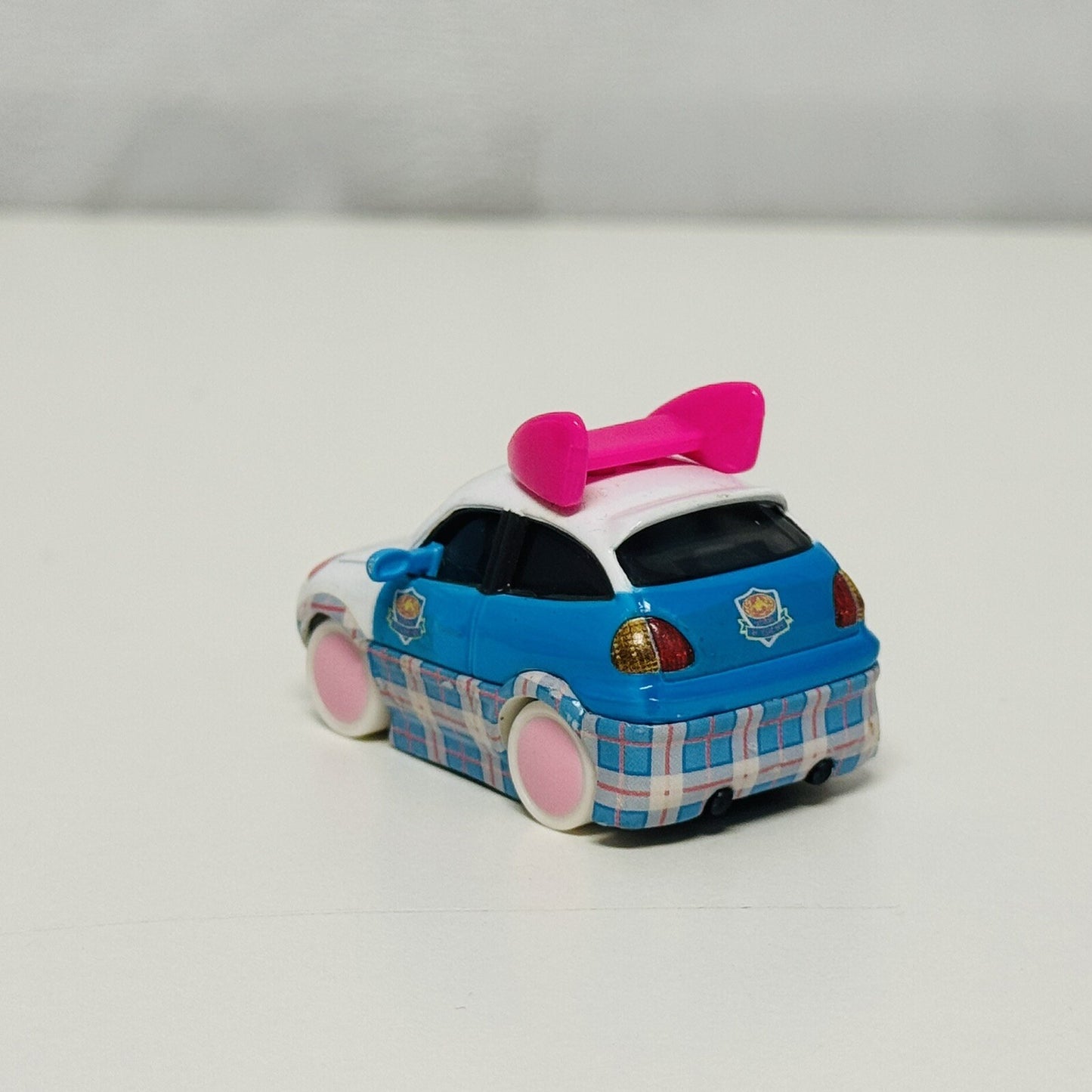 Disney Pixar Cars Suki Light Pink & Painted Mirrors SAMPLE PROTOTYPE 2011 - 1:55