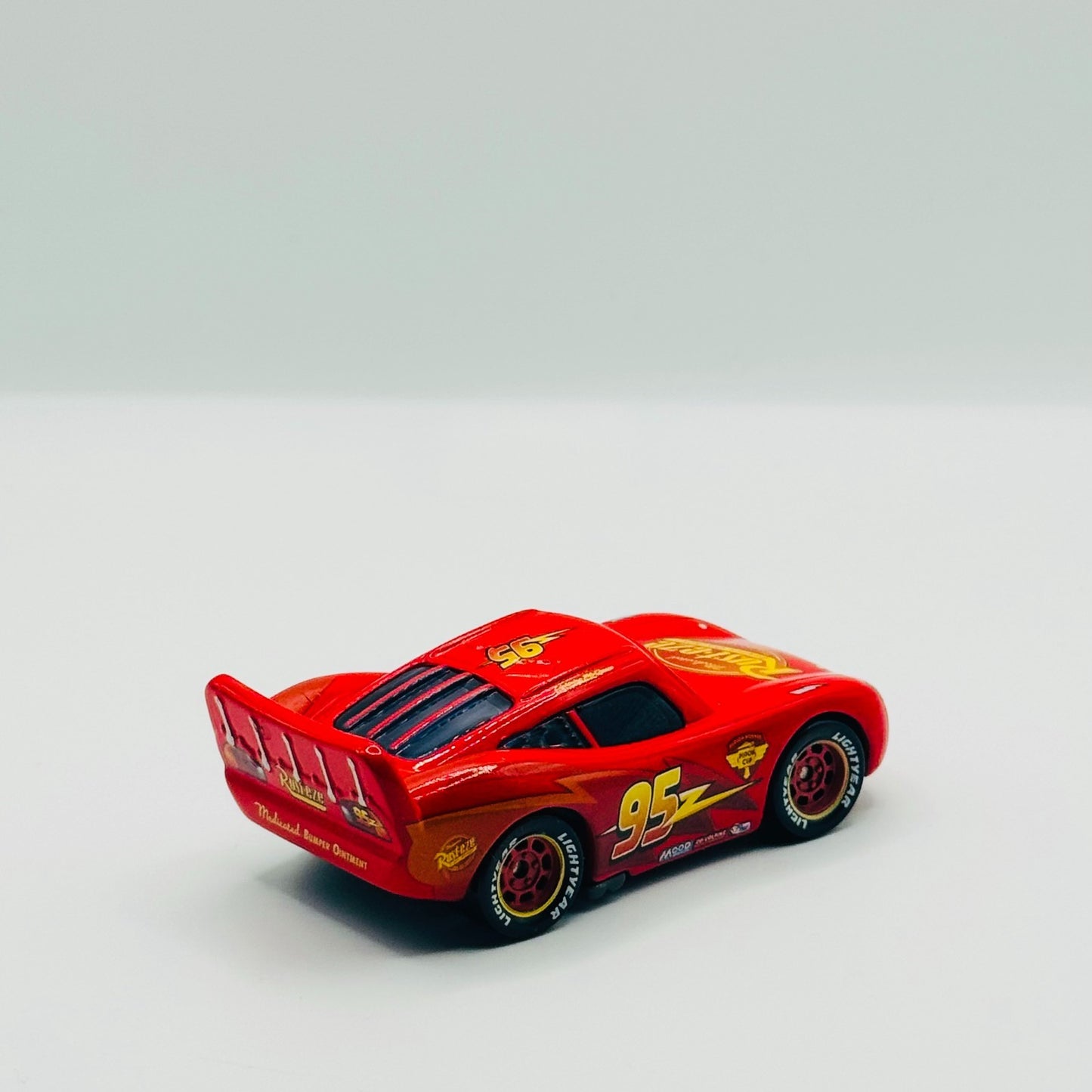 Disney Pixar Cars - HHPC HUDSON HORNET PISTON CUP LIGHTNING MCQUEEN 1:55 Diecast