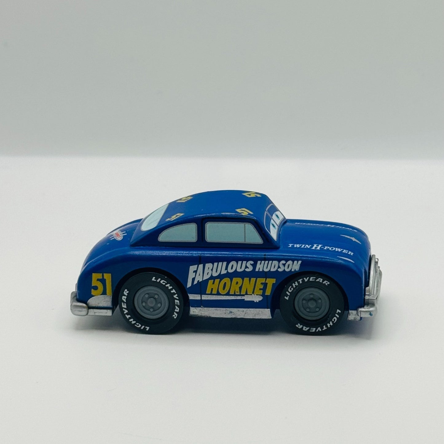 Disney Pixar Cars - WOOD FABULOUS HUDSON HORNET DOC  Wooden Toys R Us Exclusive