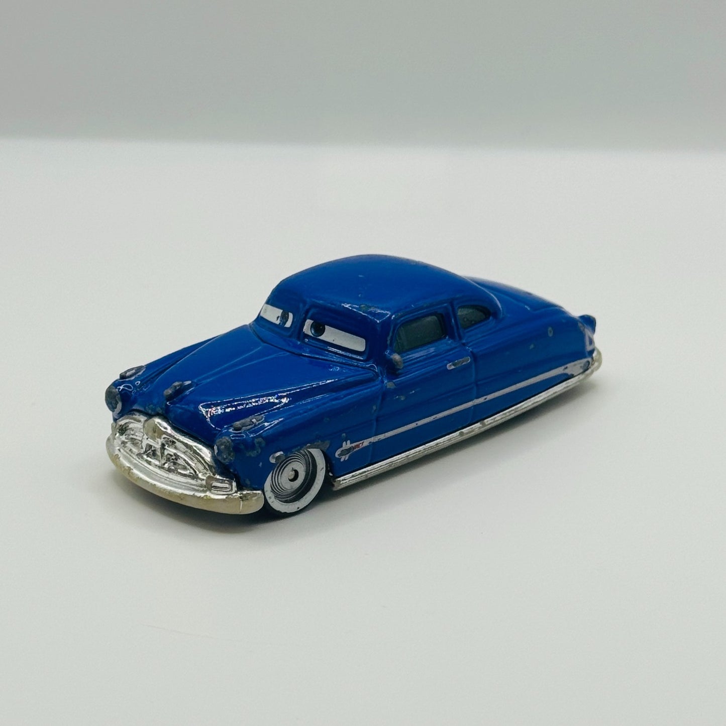 Disney Pixar Cars - DOC HUDSON - 1:55 Diecast