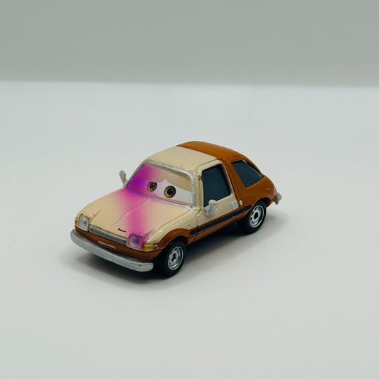 Disney Pixar Cars - TUBBS PACER WITH PAINT SPRAY 2013 - 1:55 Diecast