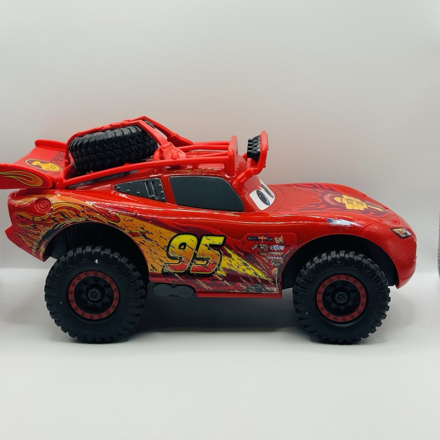 Disney Pixar Cars LARGE OFF-ROAD RACIN’ MCQUEEN Radiator Springs 500 TALKING 8”