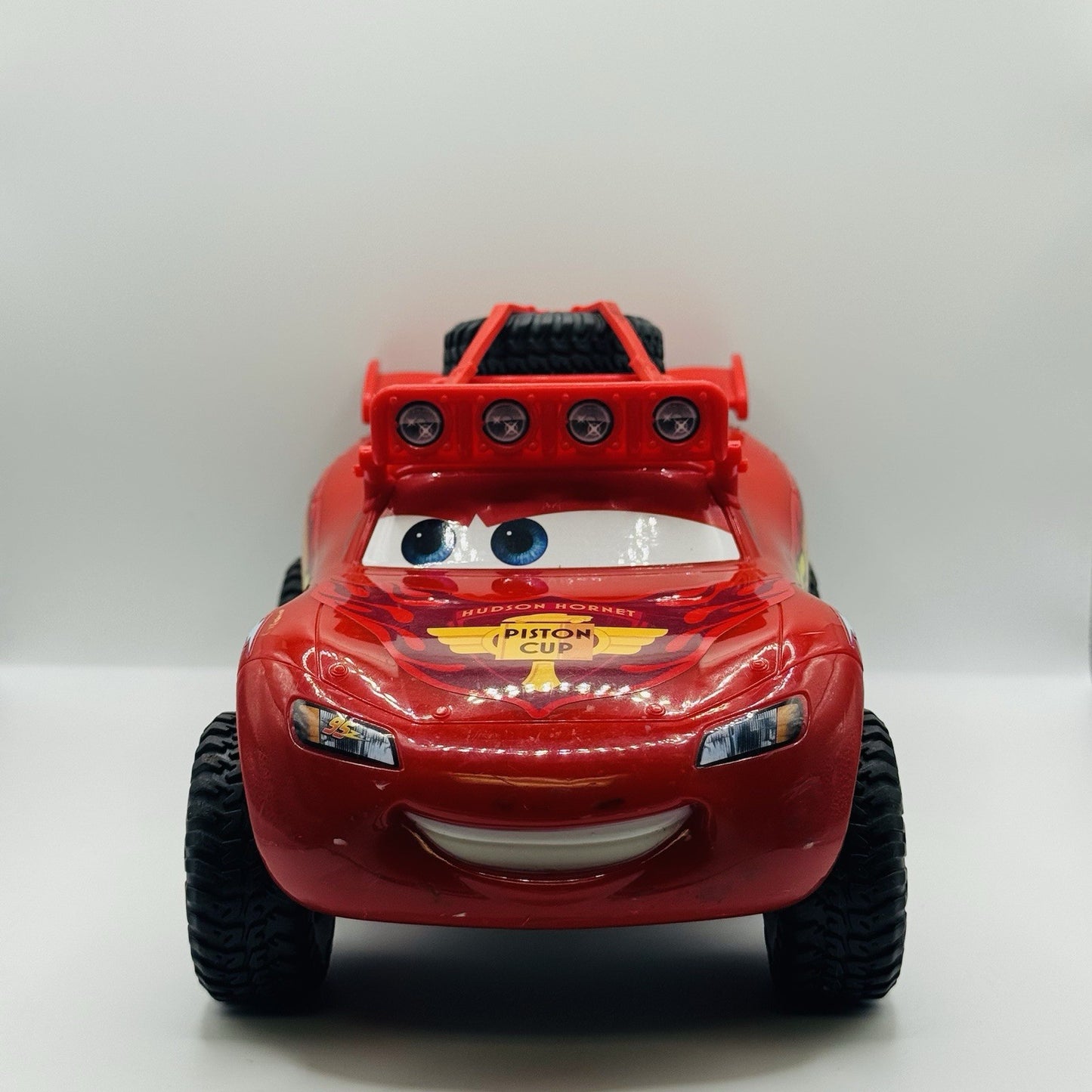 Disney Pixar Cars LARGE OFF-ROAD RACIN’ MCQUEEN Radiator Springs 500 TALKING 8”