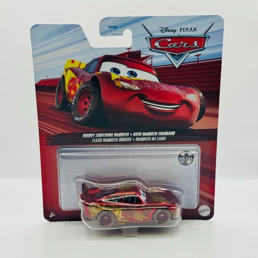 Disney Pixar Cars - RUST-EZE RACING CENTER MUDDY MCQUEEN 2022 - 1:55 Diecast