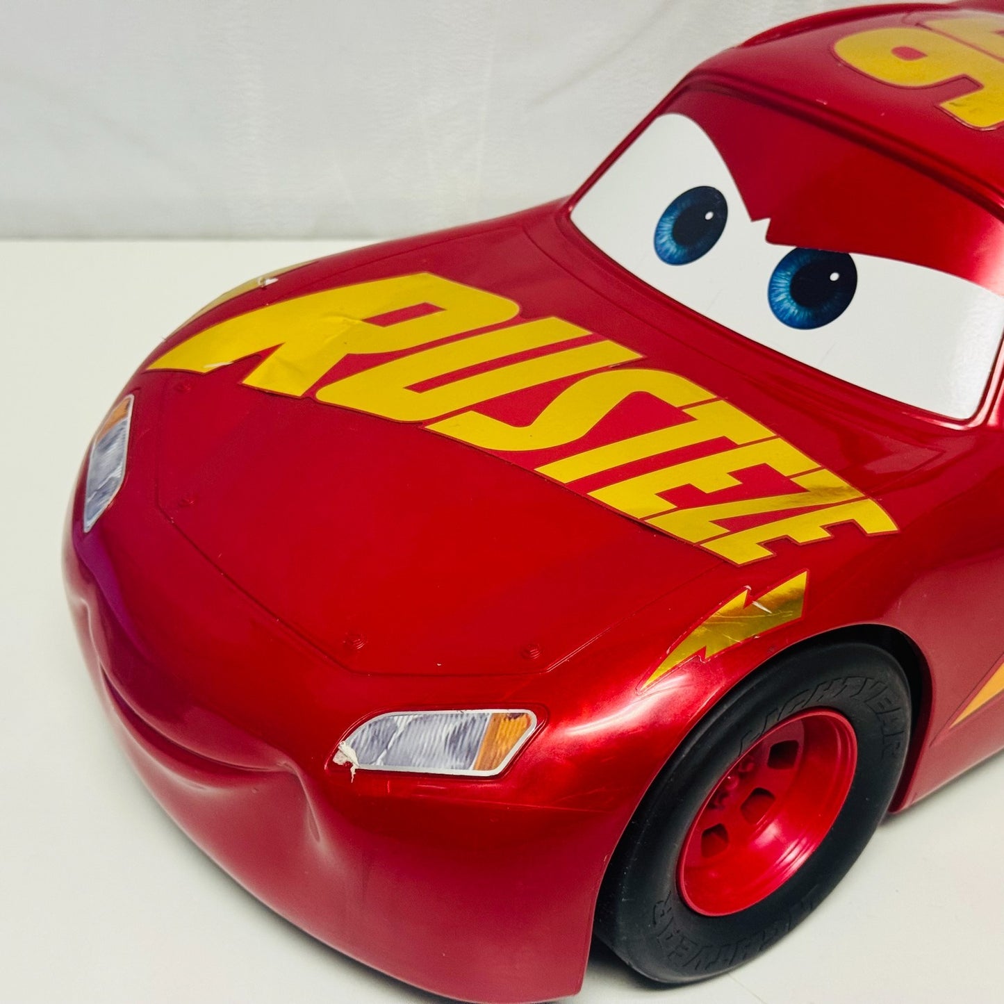 Disney Pixar Cars - 20" Inches RUST-EZE RACING CENTER MCQUEEN Biggest Ever Made