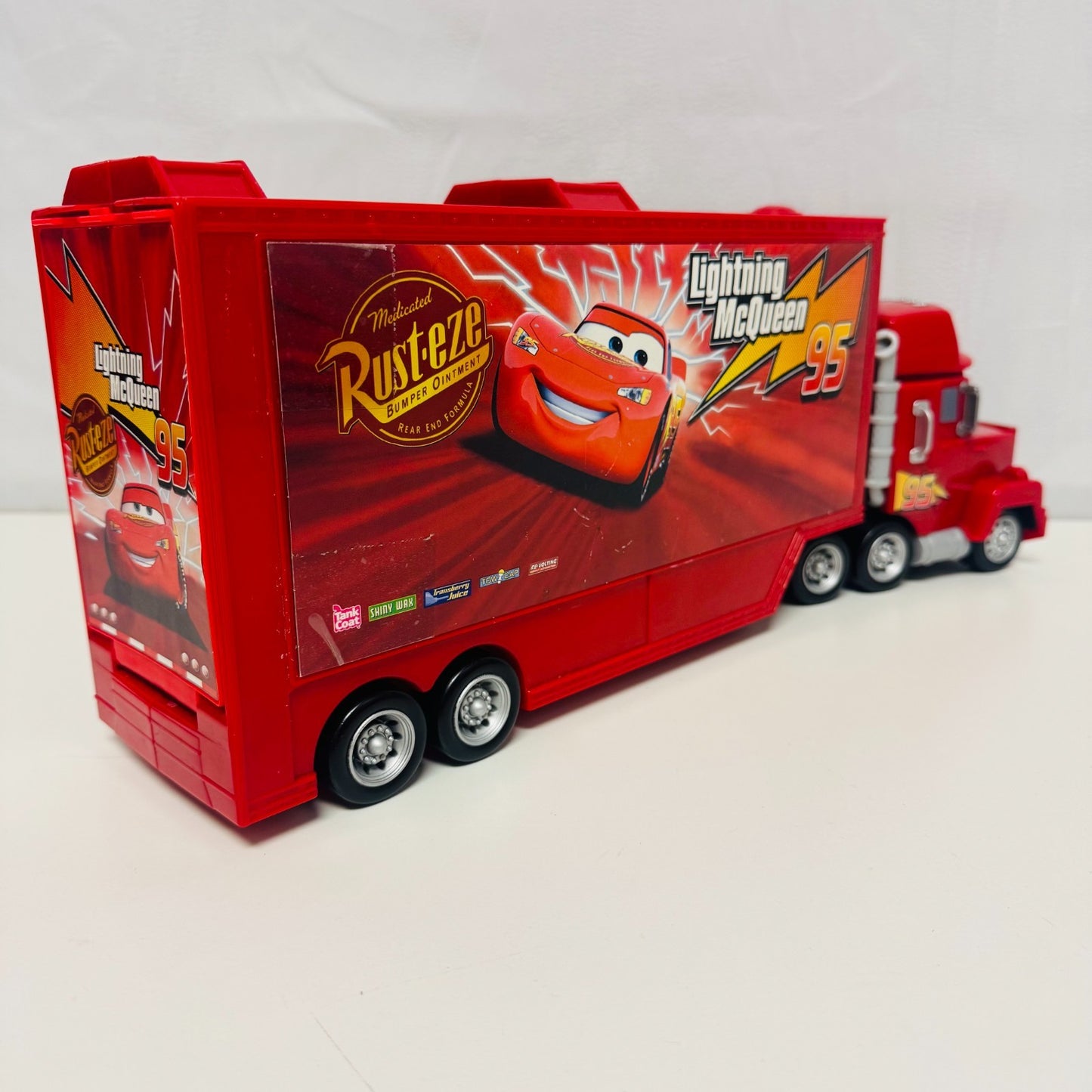 Disney Pixar Cars - TRACK TALKERS CHAT & HAUL MACK & LIGHTNING MCQUEEN Lights Up