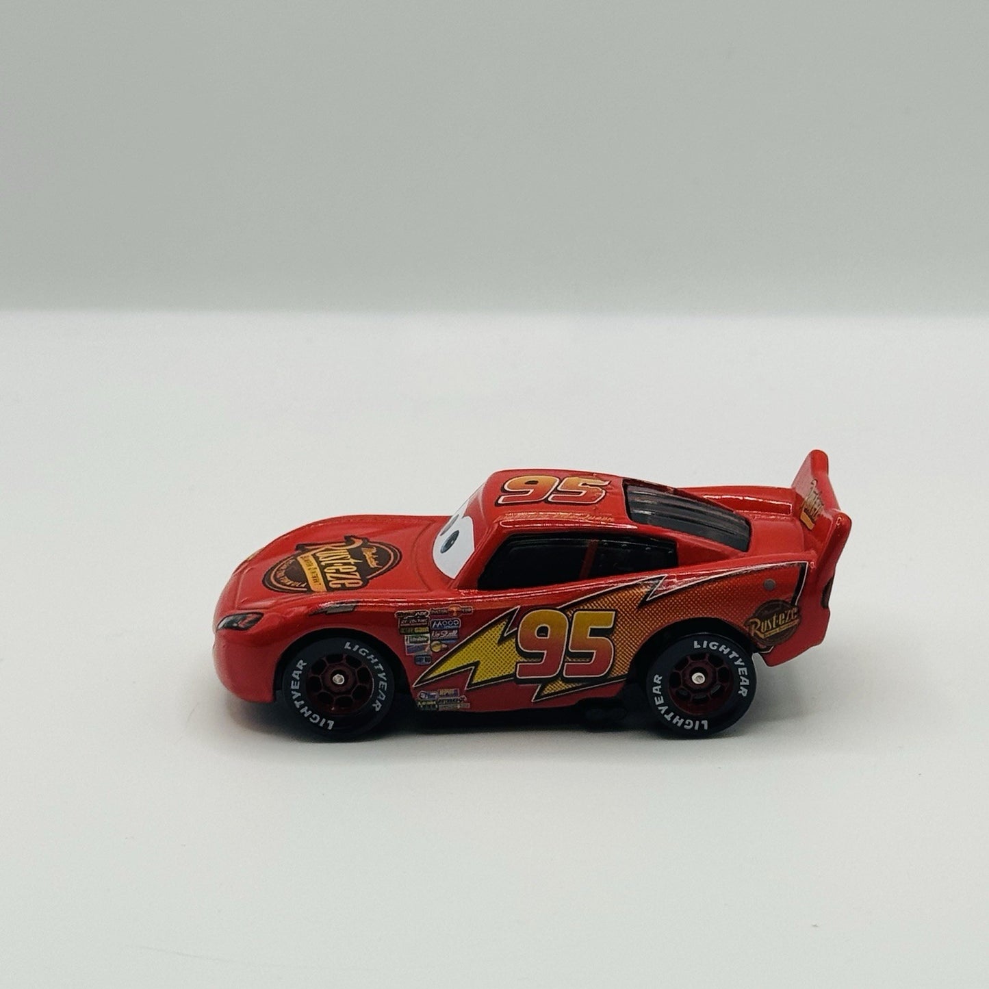 Disney Pixar Cars - CARS 1 MCQUEEN CARS 3 BODY STYLE Factory Custom 1:55 Diecast