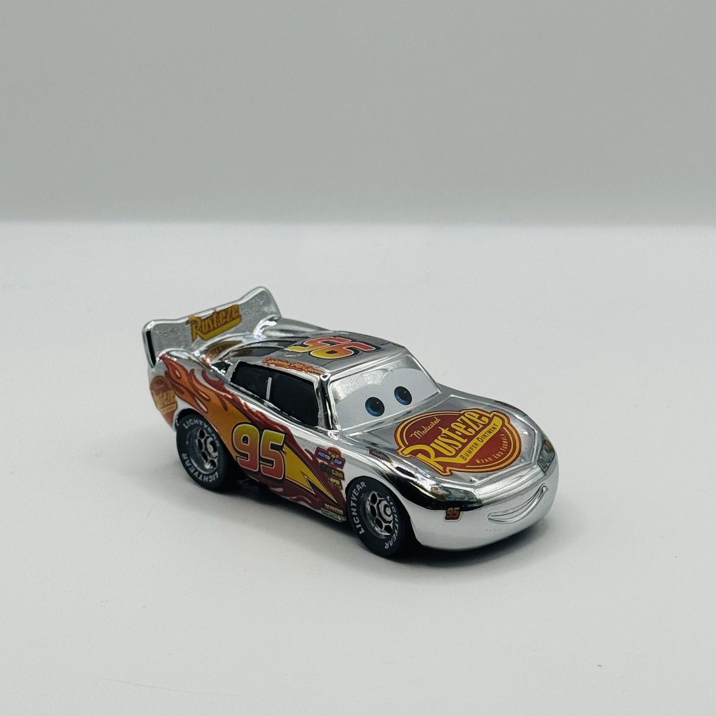 Disney Pixar Cars - SILVER CHROME LIGHTNING McQUEEN Factory Custom- 1:55 Diecast
