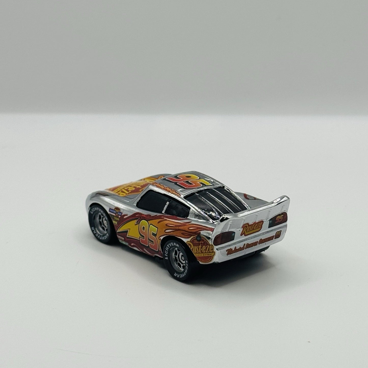 Disney Pixar Cars - SILVER CHROME LIGHTNING McQUEEN Factory Custom- 1:55 Diecast