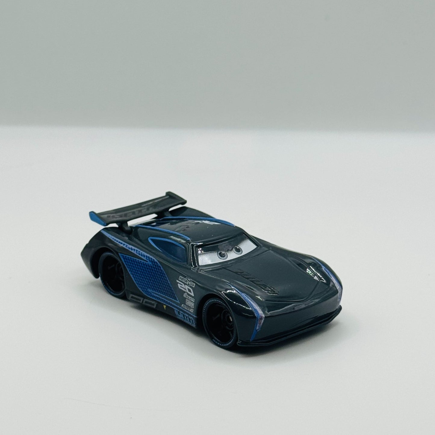 Disney Pixar Cars - JACKSON STORM NEXT GEN - 1:55 Diecast