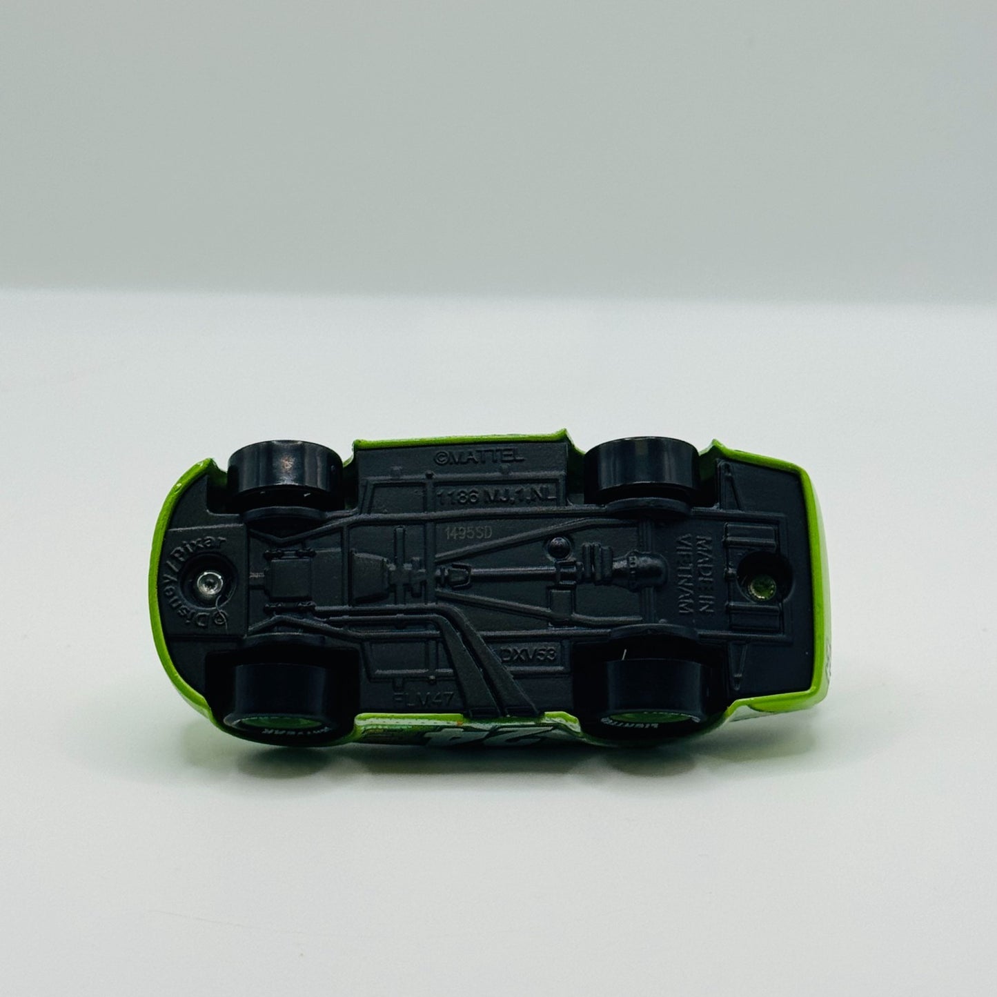 Disney Pixar Cars - BRICK YARDLEY VITOLINE #24 - 1:55 Diecast