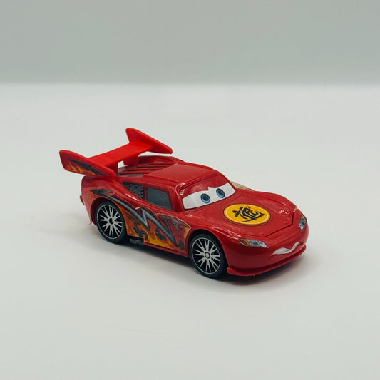 Disney Pixar Cars - FRIGHTENED DRAGON MCQUEEN Tokyo Mater - 1:55 Scale Plastic