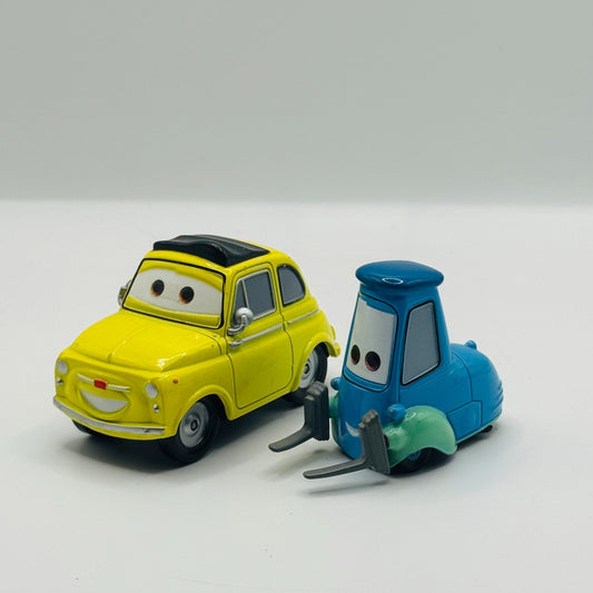 Disney Pixar Cars - LUIGI & GUIDO Disney Store - 1:43 Diecast