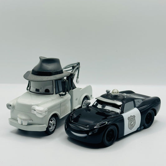 Disney Pixar Cars - MATER PRIVATE EYE P.I. & MCQUEEN Disney Store - 1:43 Diecast