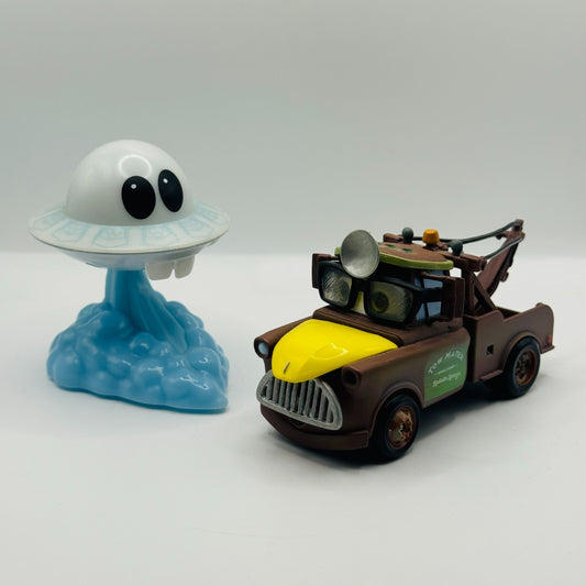 Disney Pixar Cars UFM UNIDENTIFIED FLYING MATER MATOR Disney Store 1:43 Diecast