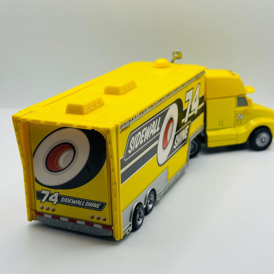 Disney Pixar Cars - SIDEWALL SHINE HAULER 2010 - 1:55 Diecast