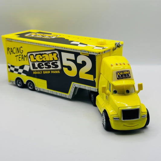 Disney Pixar Cars - LEAK LESS HAULER 2009 - 1:55 Diecast