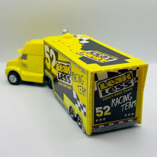 Disney Pixar Cars - LEAK LESS HAULER 2009 - 1:55 Diecast