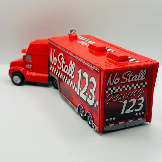 Disney Pixar Cars - NO STALL HAULER 2009 - 1:55 Diecast