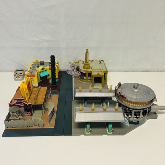 Disney Pixar Cars RADIATOR SPRINGS PLAYSET FLO'S CAFE CASA BODY ART CURIO LIGHTS