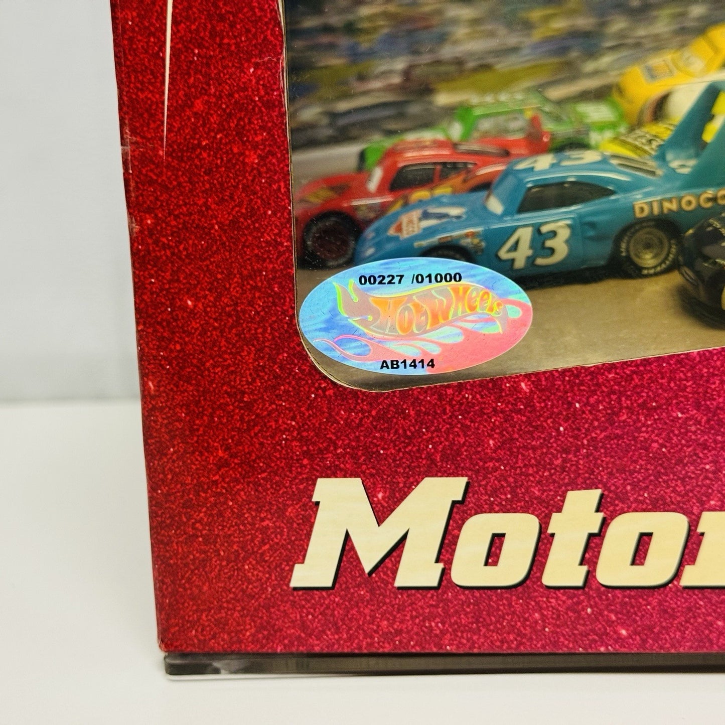 Disney Pixar Cars RLC MOTOR SPEEDWAY OF THE SOUTH SET APPLE CAR 1/1000 COMPLETE