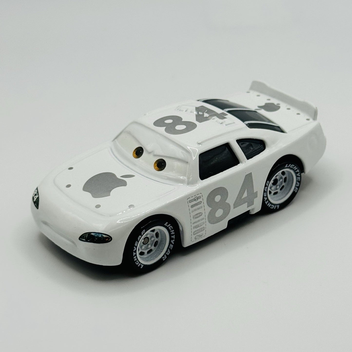 Disney Pixar Cars RLC MOTOR SPEEDWAY OF THE SOUTH SET APPLE CAR 1/1000 COMPLETE