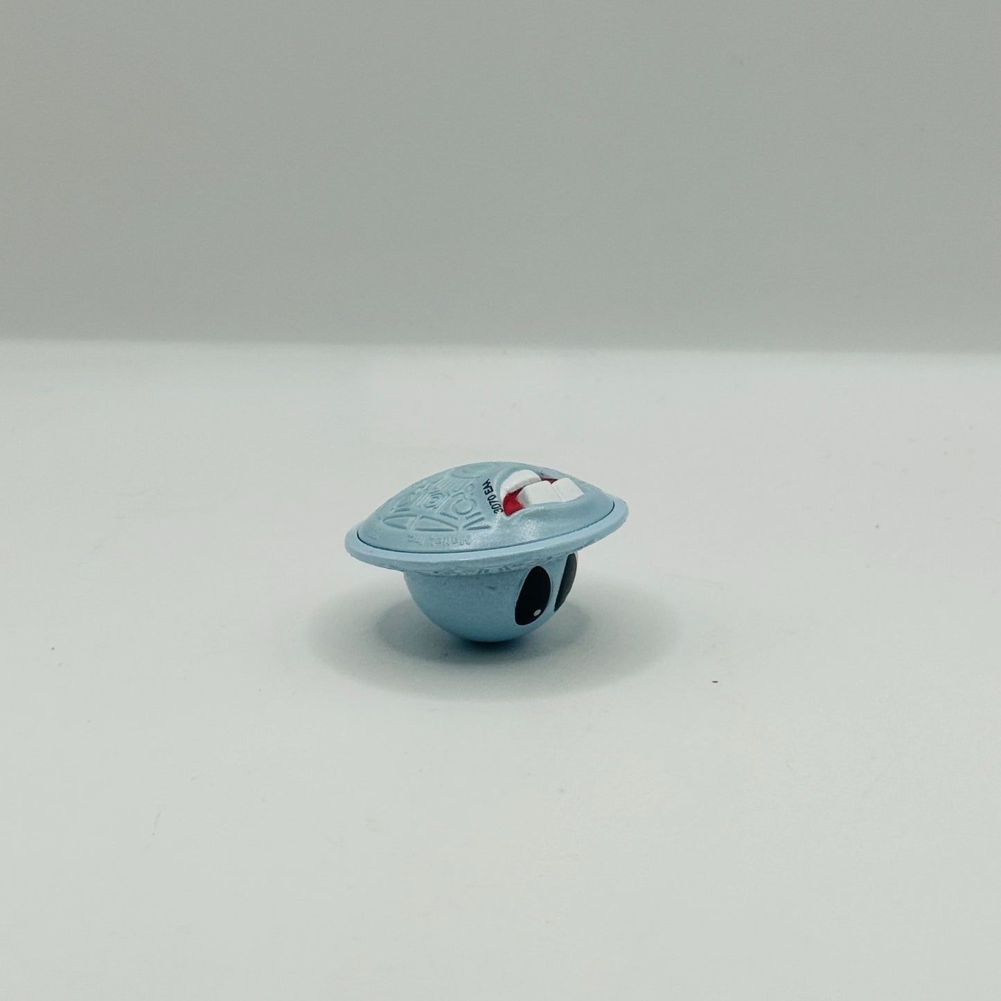 Disney Pixar Cars Toon - MATOR UFO UFM Unidentified Flying Mater - 1:55 Diecast