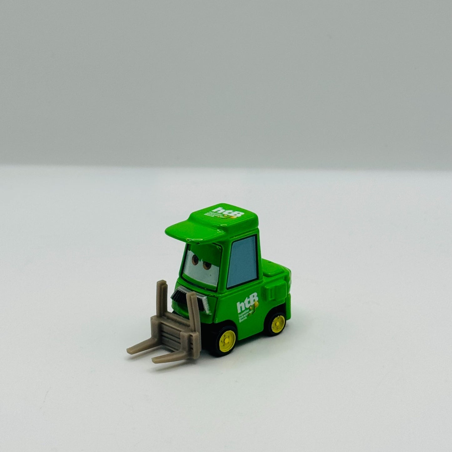 Disney Pixar Cars - CHICK HICKS HTB PITTY BRUISER BUKOWSKI - 1:55 Diecast