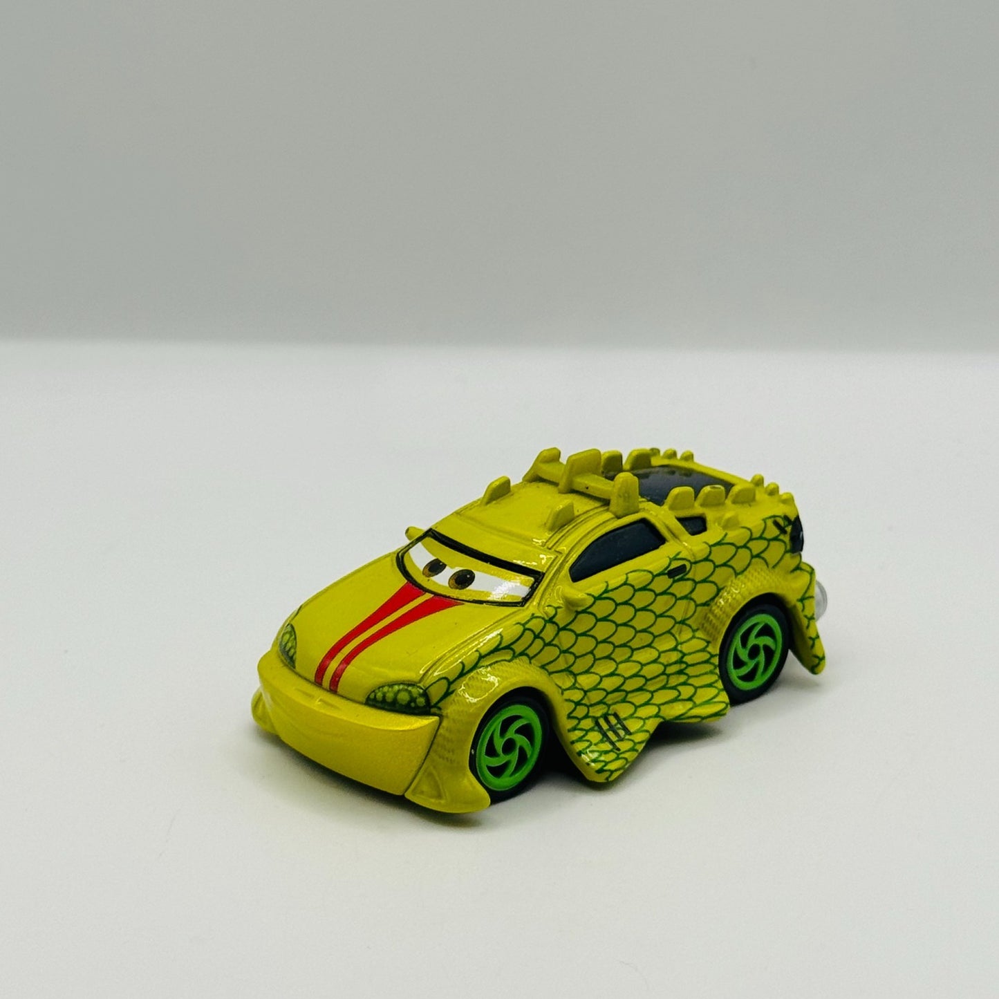 Disney Pixar Cars Toon - KOMODO Tokyo Mater - 1:55 Diecast