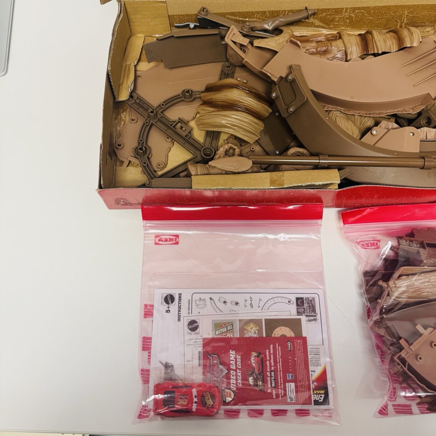 Disney Pixar Cars DIRT TRACK RADIATOR SPRINGS MOUNTAIN CHALLENGE - 1:55 Diecast