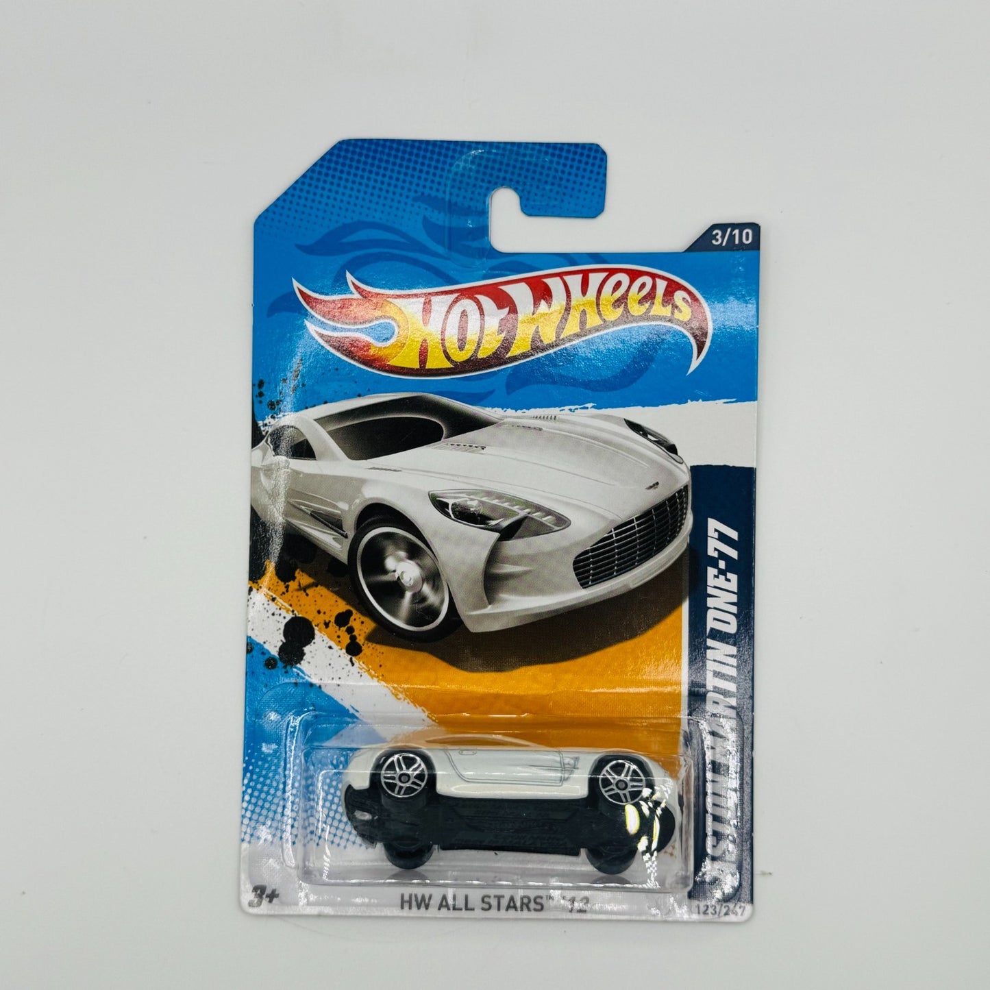 Hot Wheels - WHITE ASTON MARTIN ONE-77 HW All Stars 123/247 - 1:64 Scale Diecast