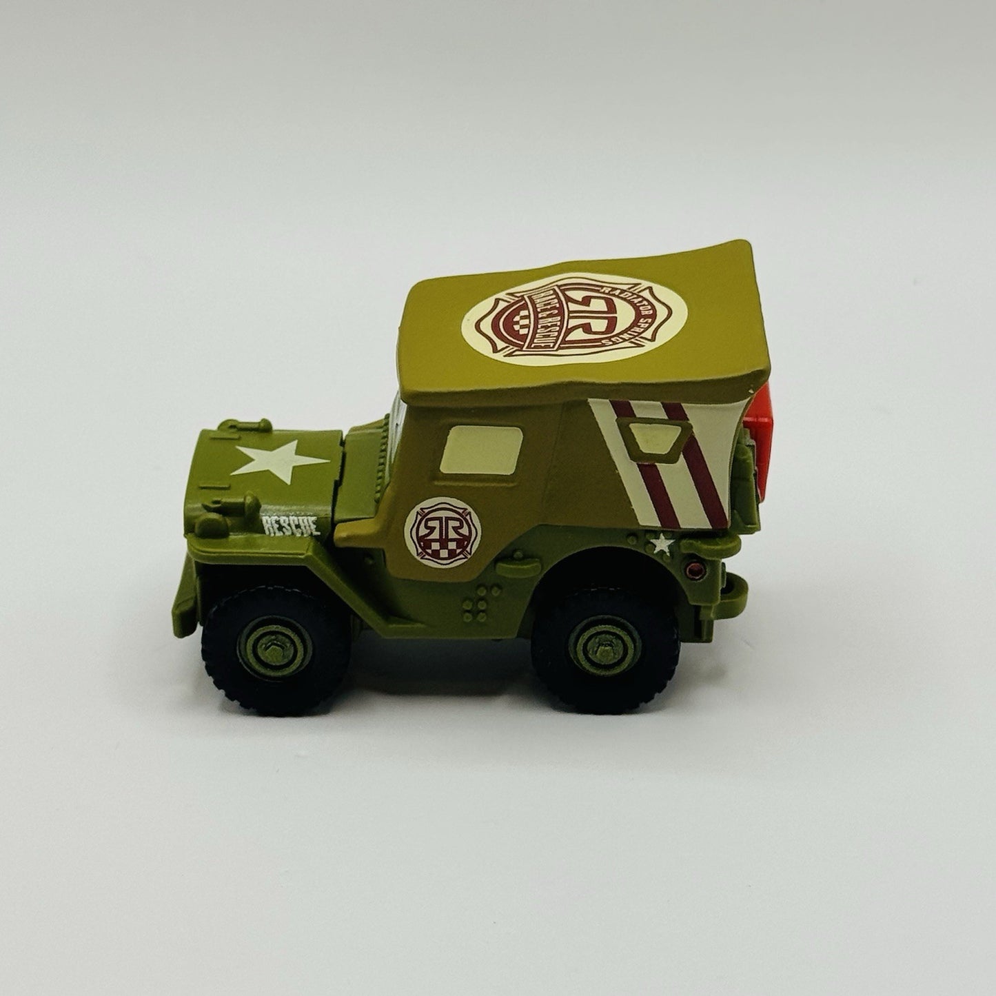 Disney Pixar Cars - RACE & RESCUE SARGE NO FIRE EXTINGUISHER CUSTOM 1:55 Diecast