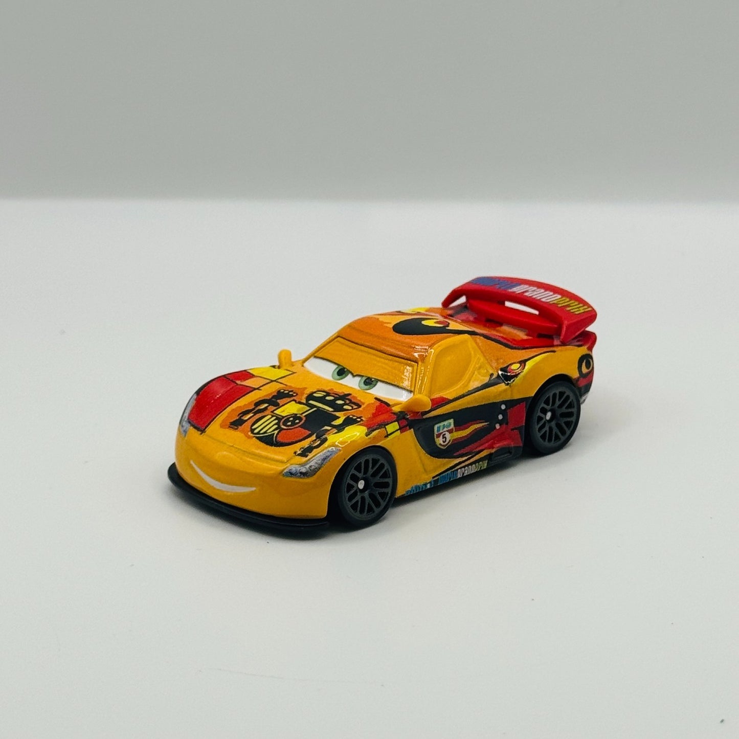 Disney Pixar Cars - MIGUEL CAMINO WGP World Grand Prix Racer - 1:55 Diecast