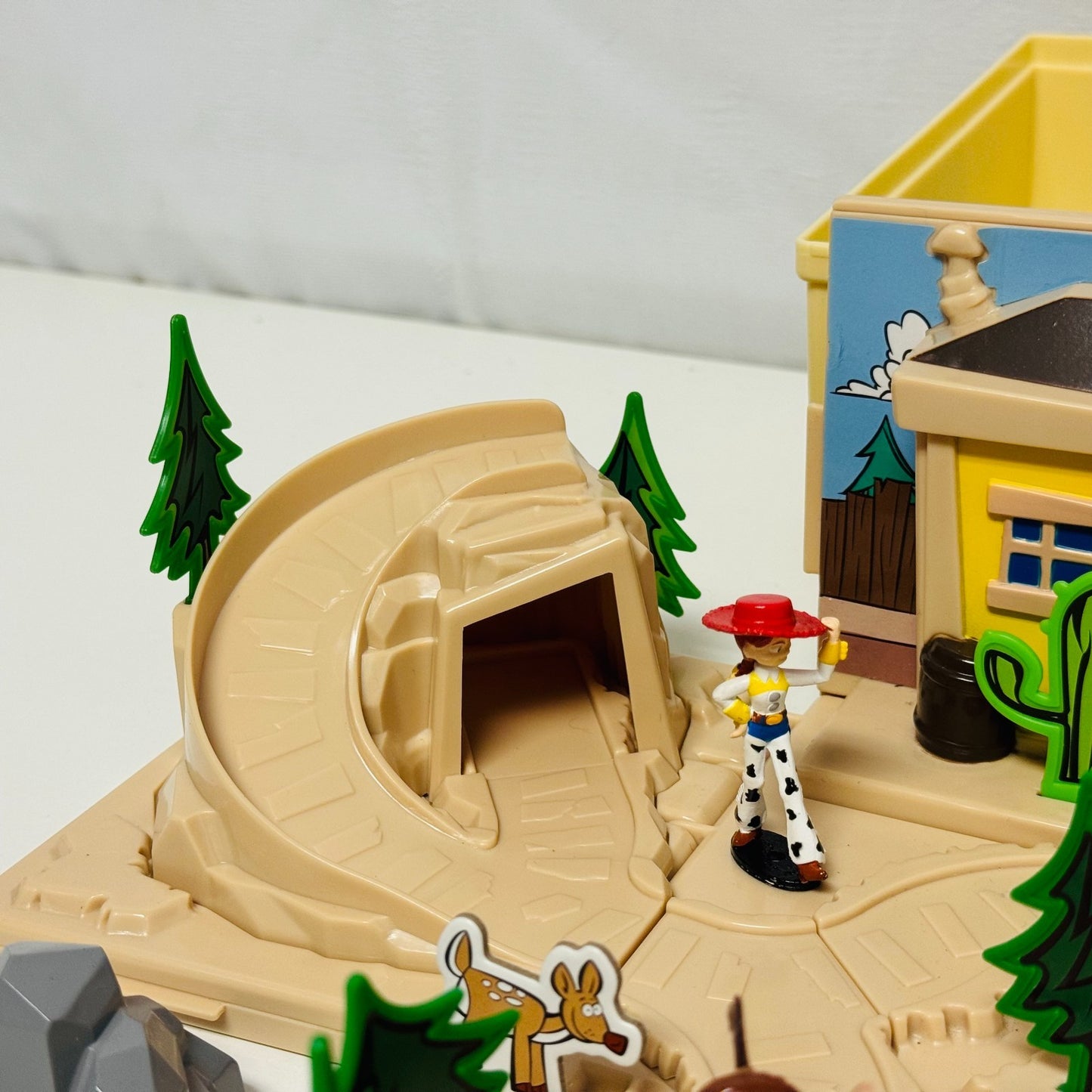 Disney Pixar TOY STORY 2 FOLD OUT WAGON WILD WEST Playset Portable- Disney Parks