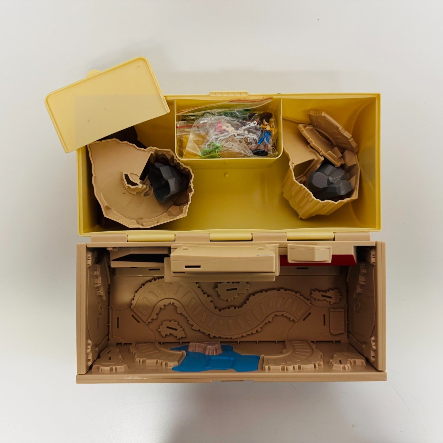 Disney Pixar TOY STORY 2 FOLD OUT WAGON WILD WEST Playset Portable- Disney Parks