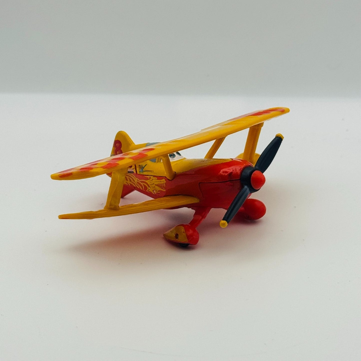 Disney Planes & Pixar Cars - SUN WING #8 - 1:55 Diecast