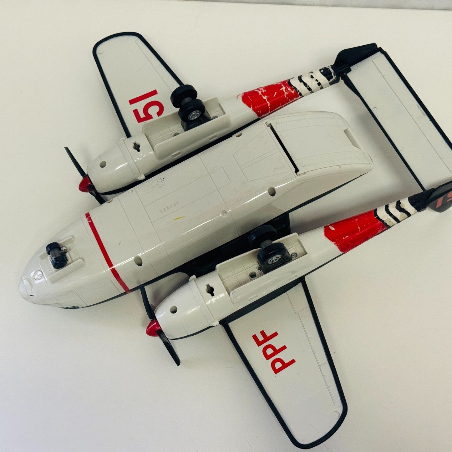 Disney Planes & Pixar Cars - CABBIE TRANSPORTER Fire & Rescue *USED*- 1:55 Scale