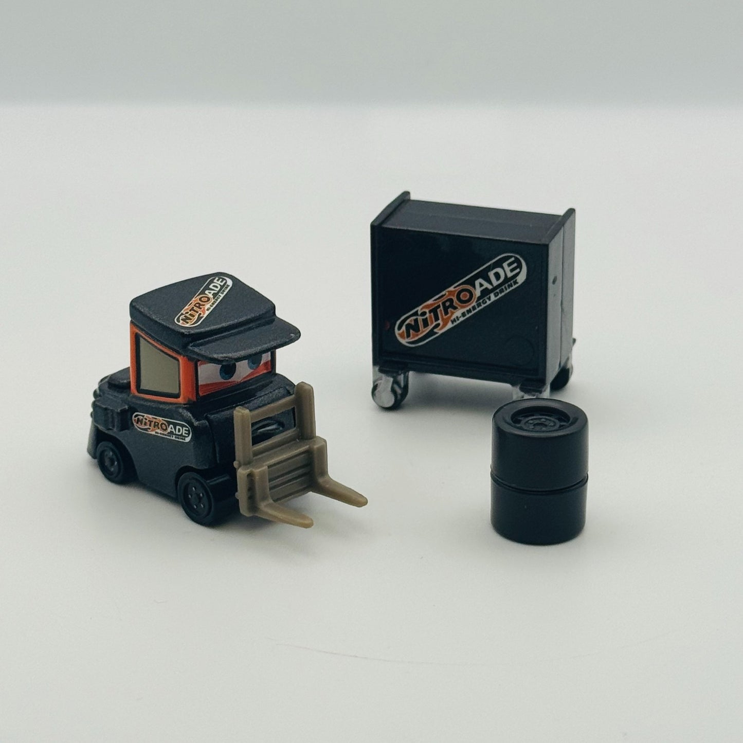 Disney Pixar Cars - NITROADE PITTY HUGO FAST - 1:55 Diecast