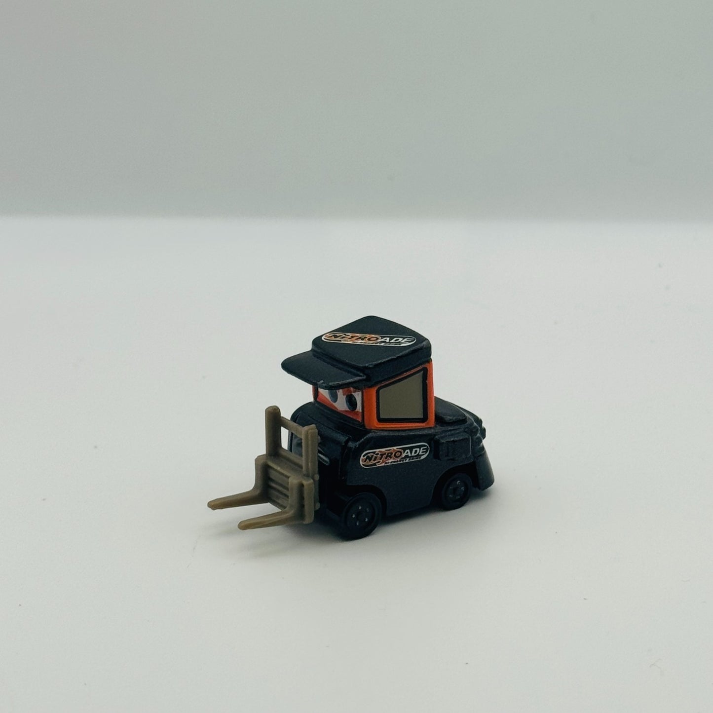 Disney Pixar Cars - NITROADE PITTY HUGO FAST - 1:55 Diecast