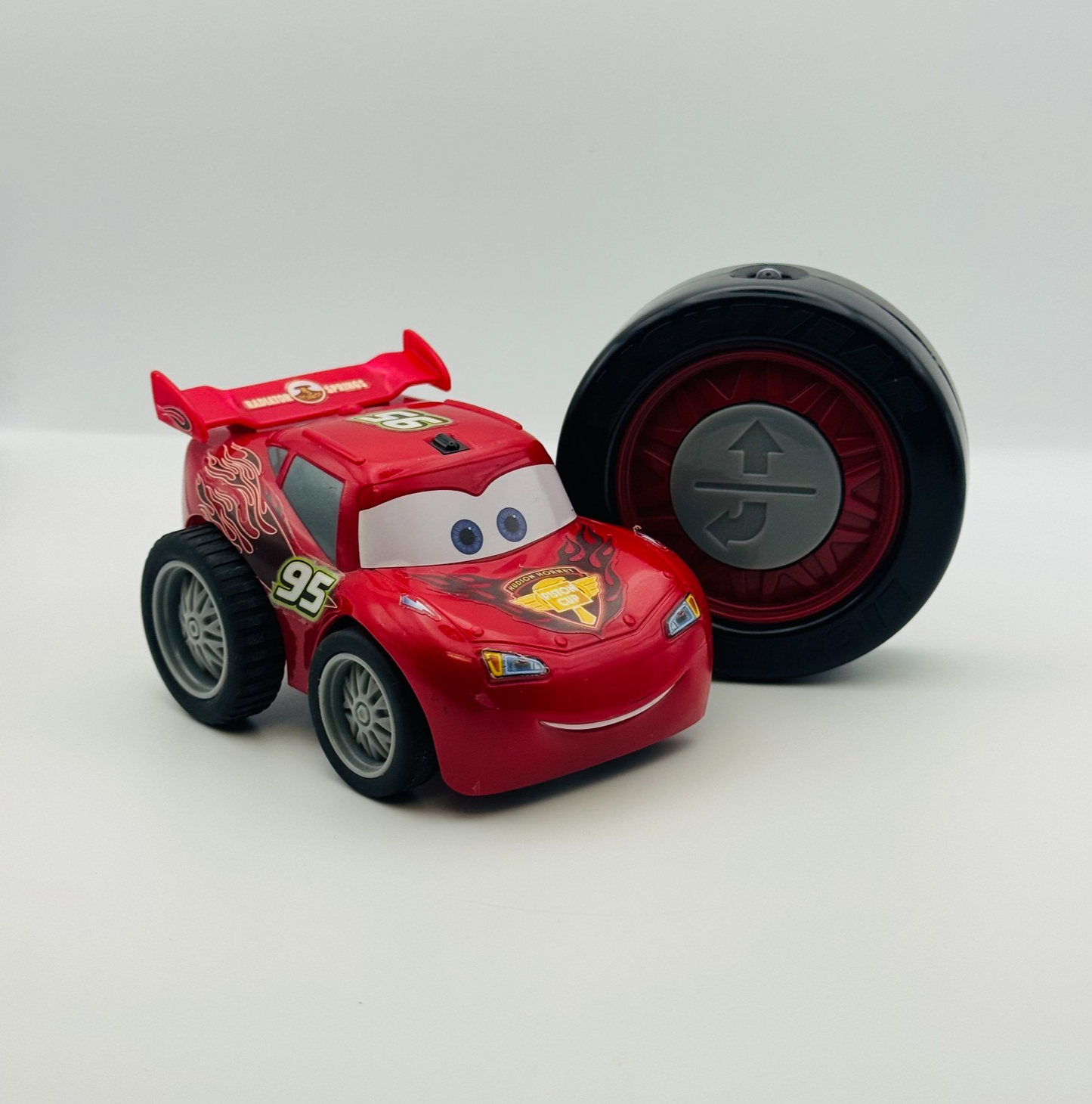 Disney Pixar Cars - NEON RC RACERS LIGHTNING MCQUEEN - Remote Control Car 2014