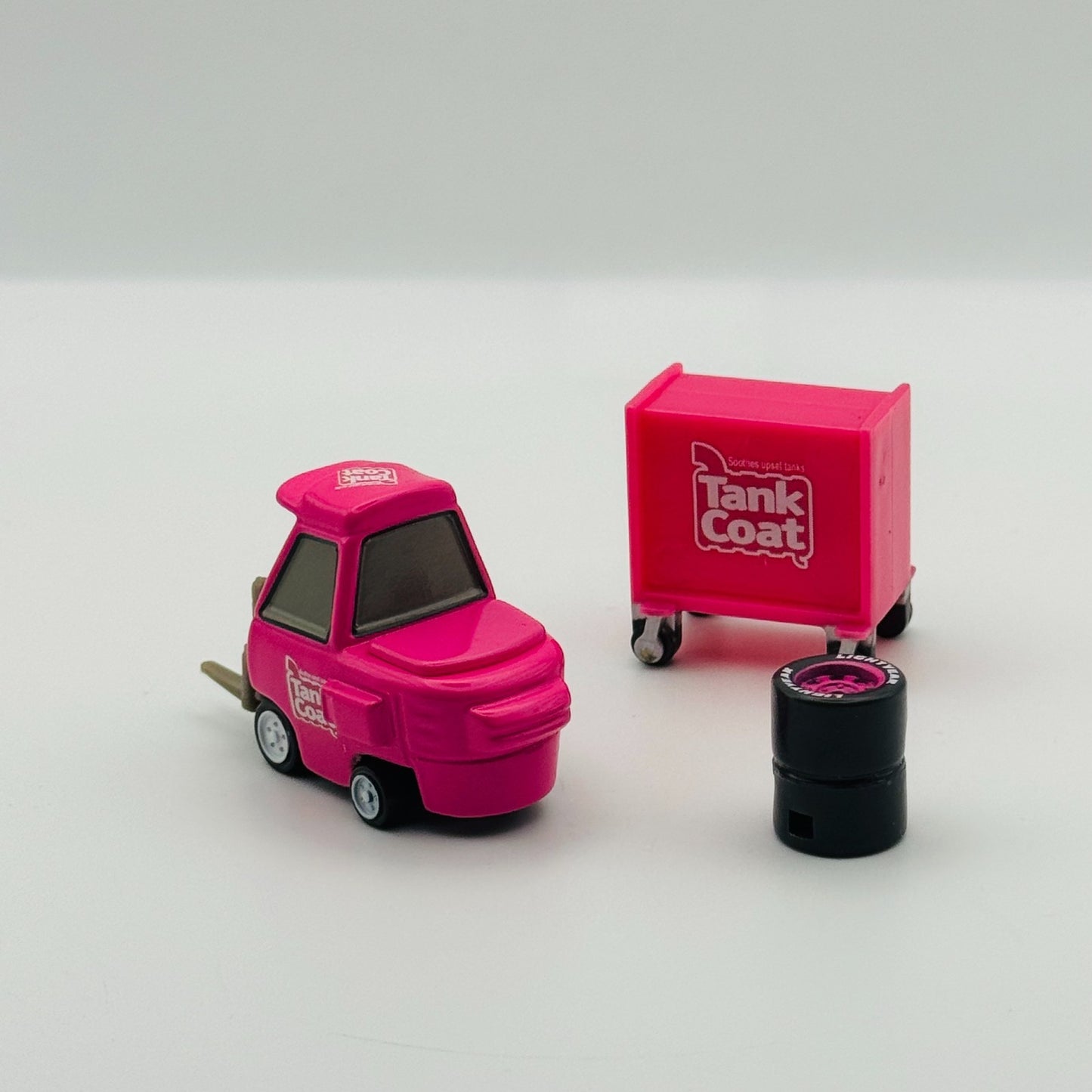 Disney Pixar Cars - TANK COAT PITTY JERRY Race O Rama 2009 - 1:55 Diecast