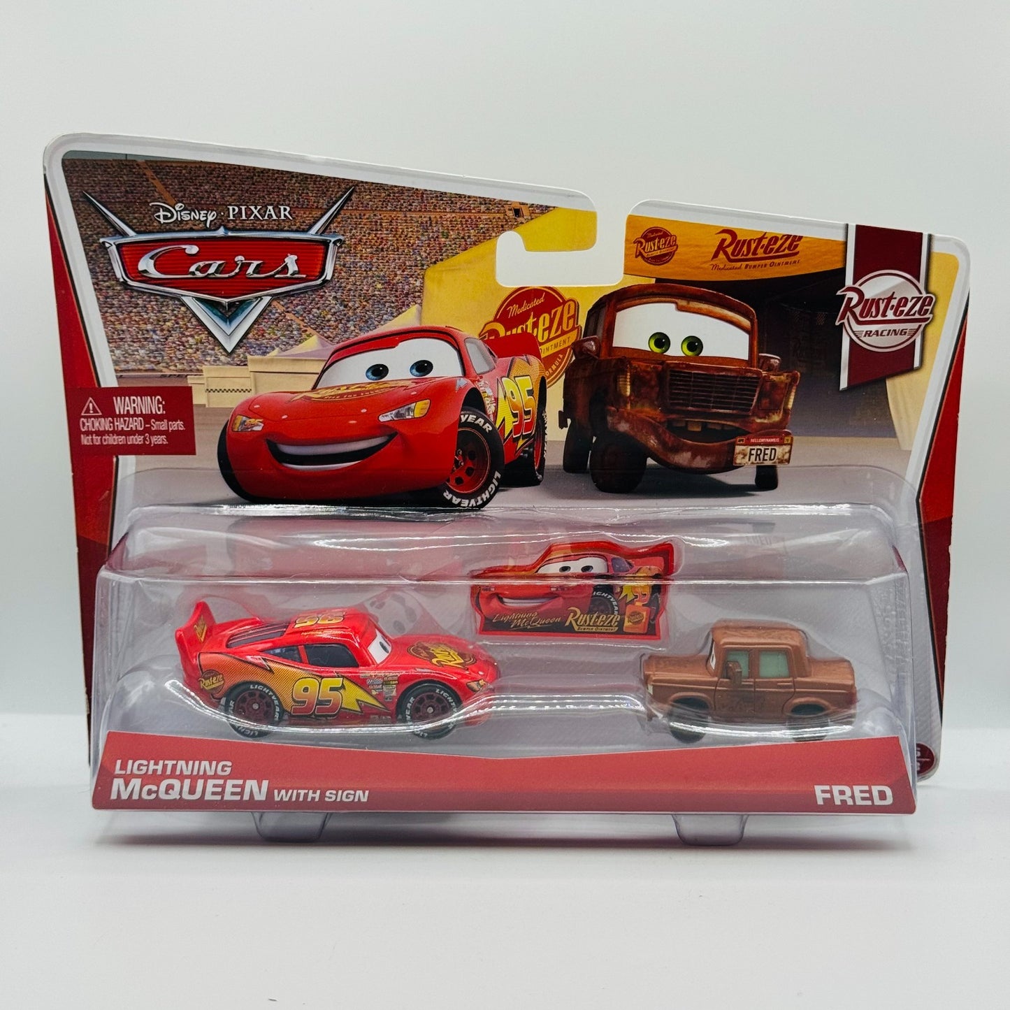 Disney Pixar Cars - MCQUEEN WITH SIGN & FRED (SMALL) 2013 - 1:55 Diecast