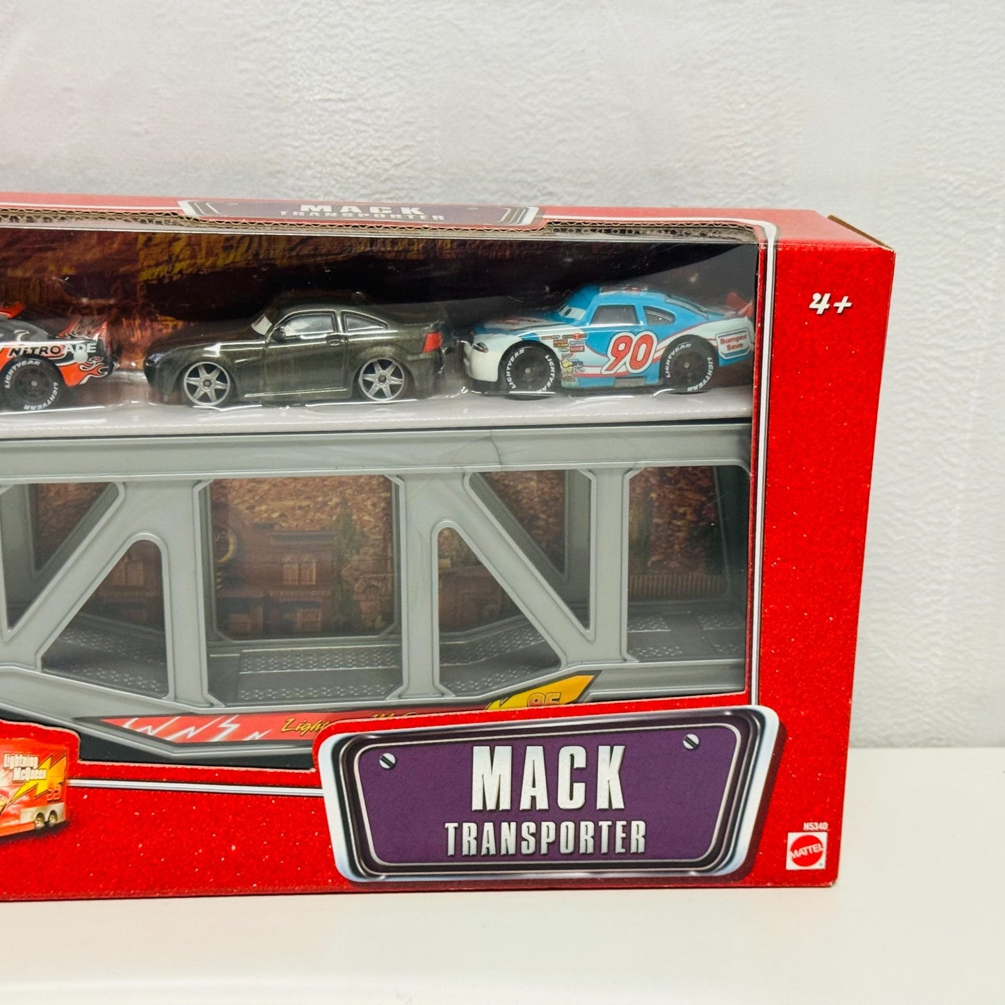 Disney Pixar Cars MACK TRANSPORTER TRUCK BOB CUTLASS PONCHY WIPEOUT 1:55 Diecast