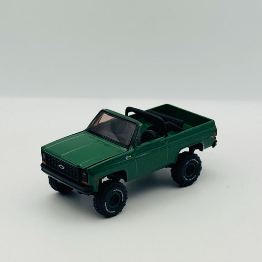 M2 Machines - 1974 CHEVROLET K5 BLAZER 4X4 CHEYENNE 2025 - 1:64 Diecast