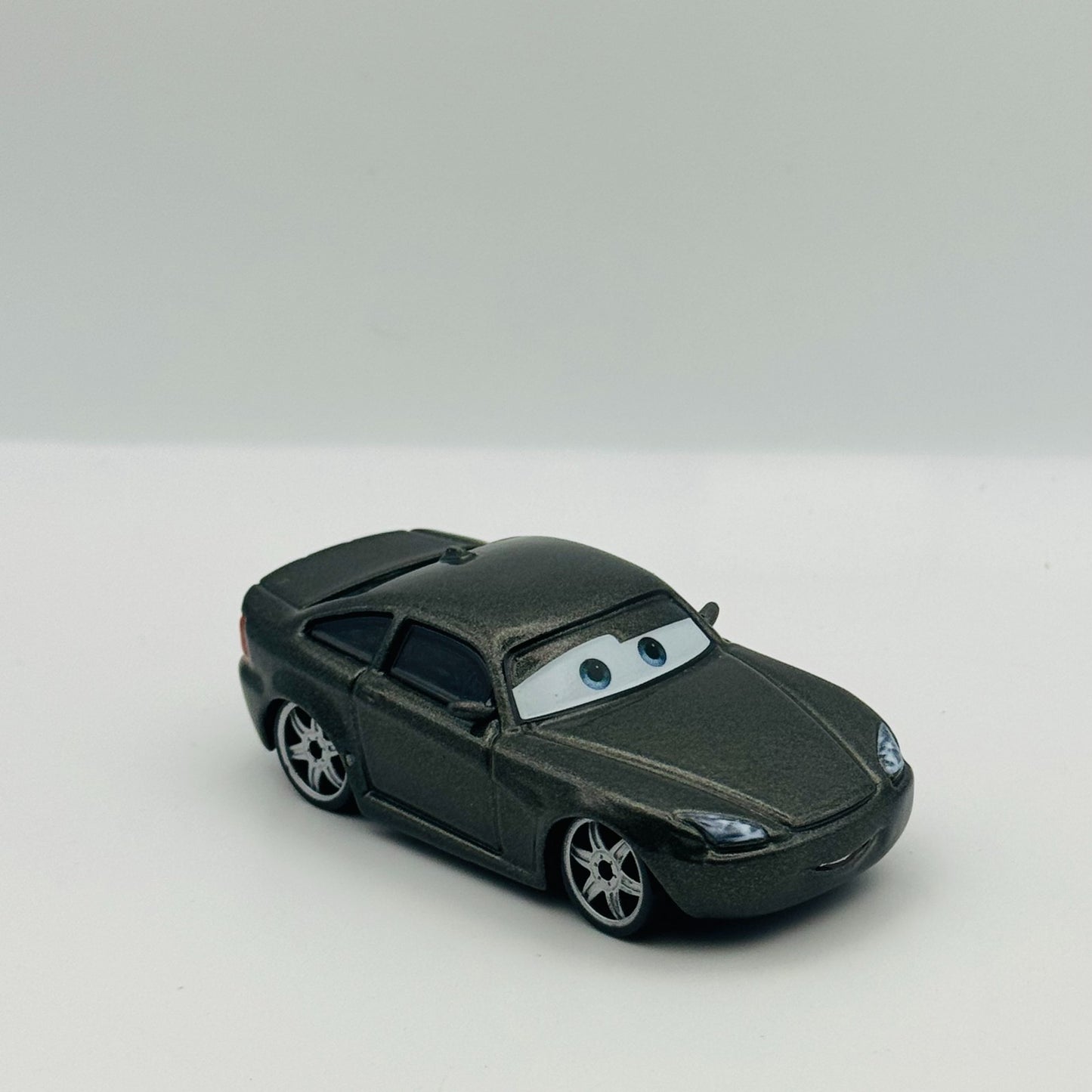 Disney Pixar Cars - BOB CUTLASS 2008 - 1:55 Diecast