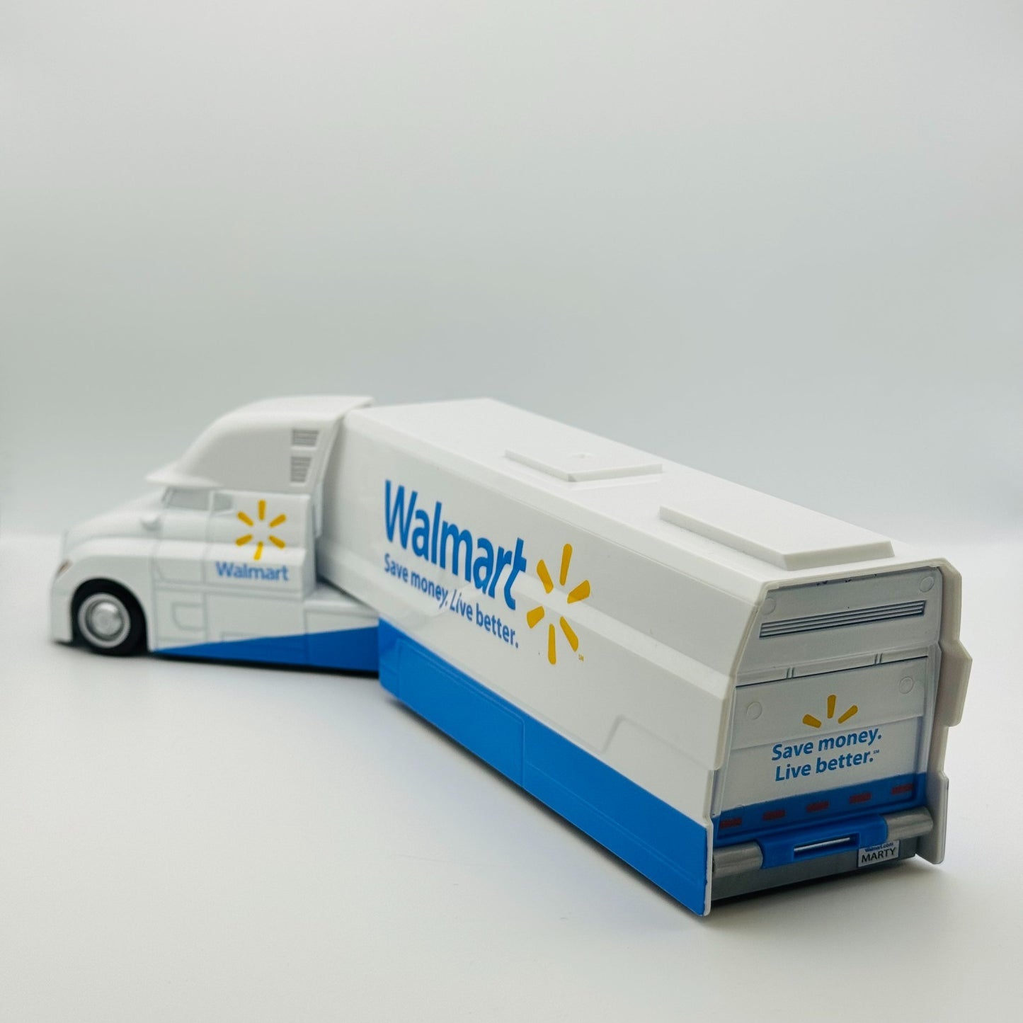 Disney Pixar Cars - MARTY HAULER NEXT GEN WALMART - 1:55 Diecast