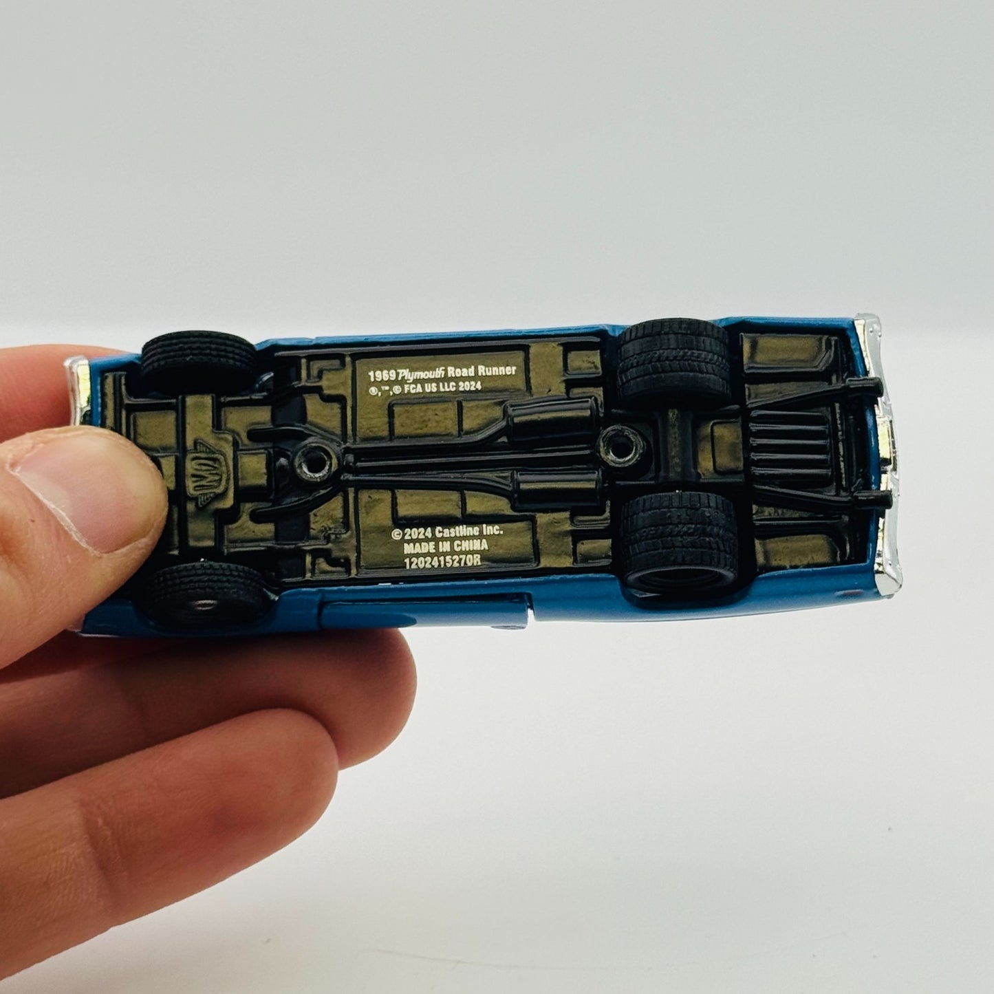 M2 Machines - 1969 PLYMOUTH ROAD RUNER HEMI R80 2025 - 1:64 Diecast