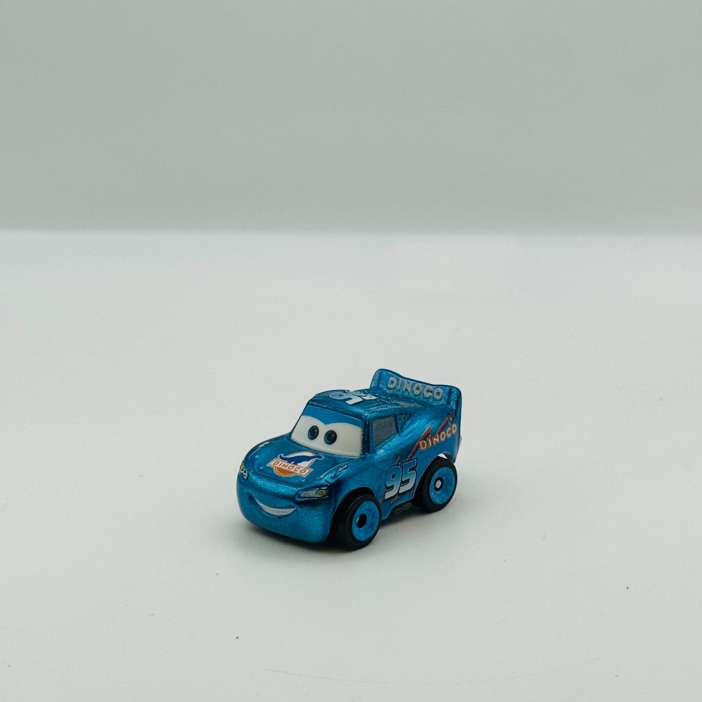 Disney Pixar Cars - Mini Racers METALLIC DINOCO LIGHTNING MCQUEEN - Diecast